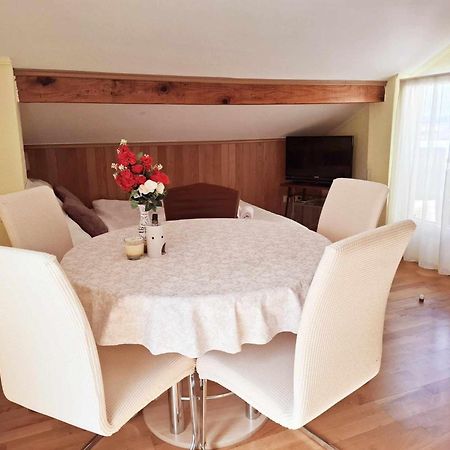 Apartments Adriatic Riviera ซริกเวนิซา ภายนอก รูปภาพ